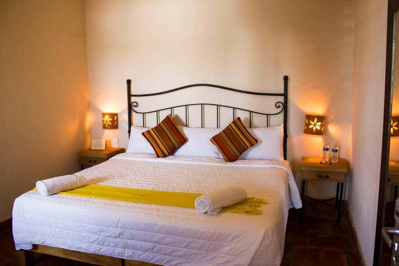 Puerta San Pedro Hotel Tlaquepaque Ngoại thất bức ảnh